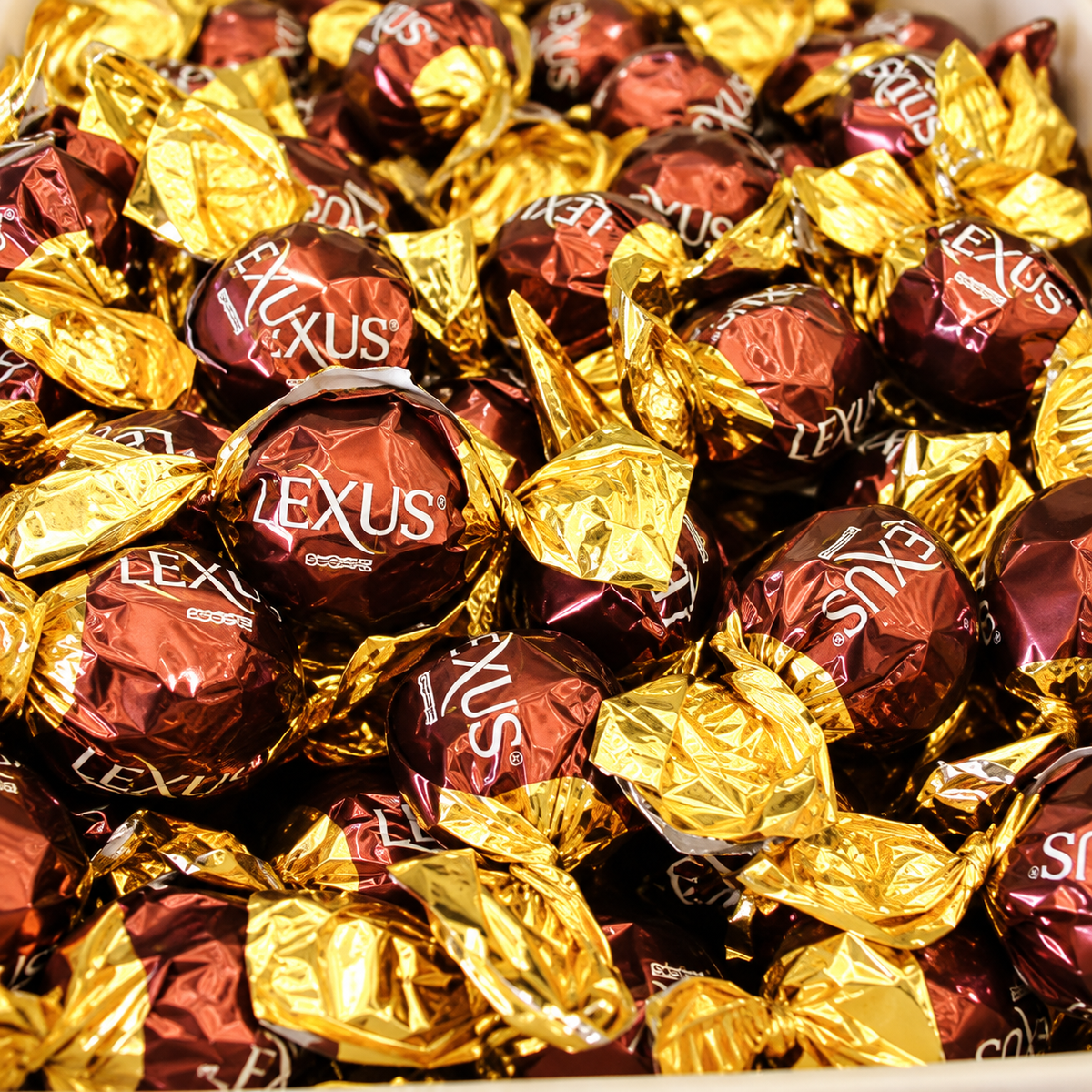 PREMIUM LEXUS COFFEE CHOCOLATES - AL-TAMMAR