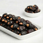 Al-Tammar Ajwa Almond Delight – Premium Dates with Almonds